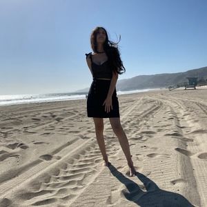 Meet your Posher, Rose